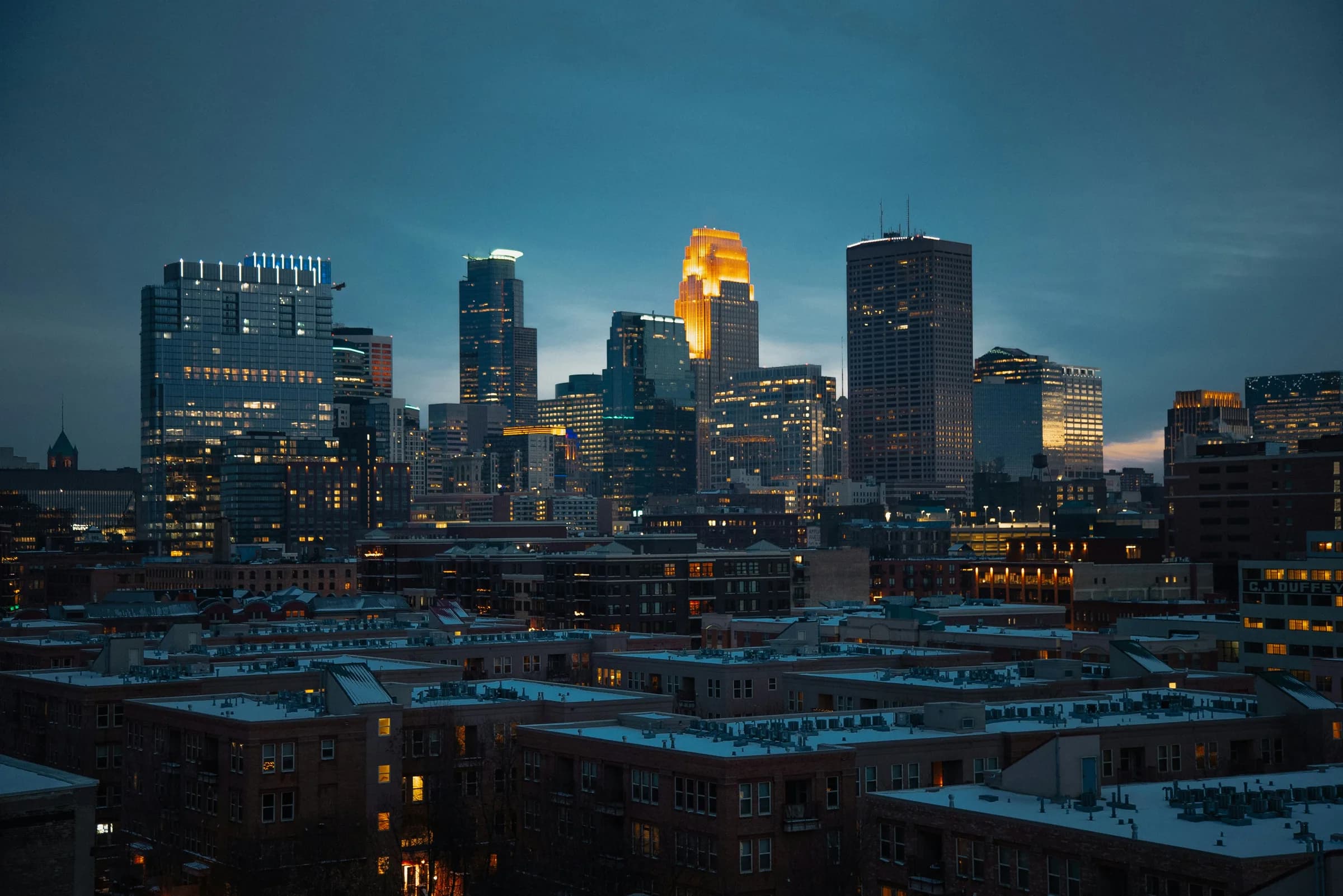 Minneapolis skyline at dusk